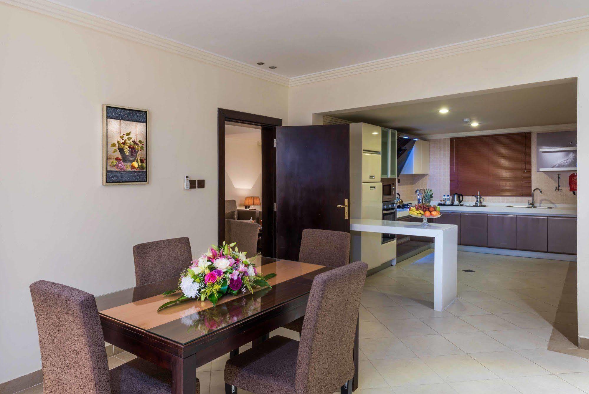 Boudl Al Rass Aparthotel Ar Rass Ngoại thất bức ảnh